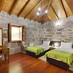 Πανσιόν Quinta Do Barrio - Manor 4*