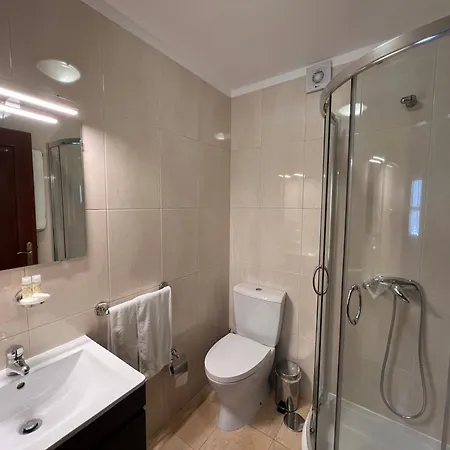 Quinta Do Barrio - Manor 4* تيراس دي بورو